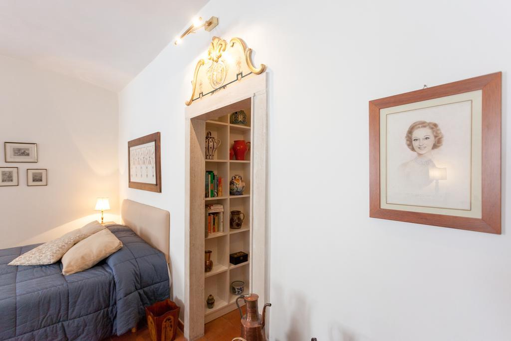 Rome As You Feel - Mosaico Apartment Room photo